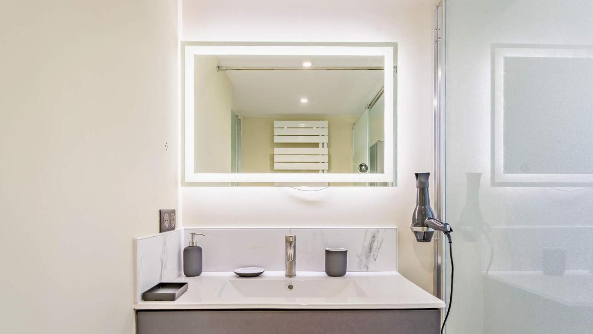 Le Saphir - Confort - Proche Mag Outlet Troyes - Parking Gratuit Pont-Sainte-Marie Luaran gambar